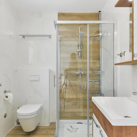 Villa With 2 Bedrooms And Private Jacuzzy, Private Parking - Cas5